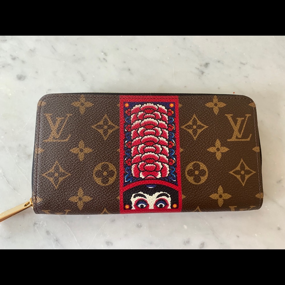 Louis Vuitton Kabuki- Zippy Coin Wallet- Cruise 18